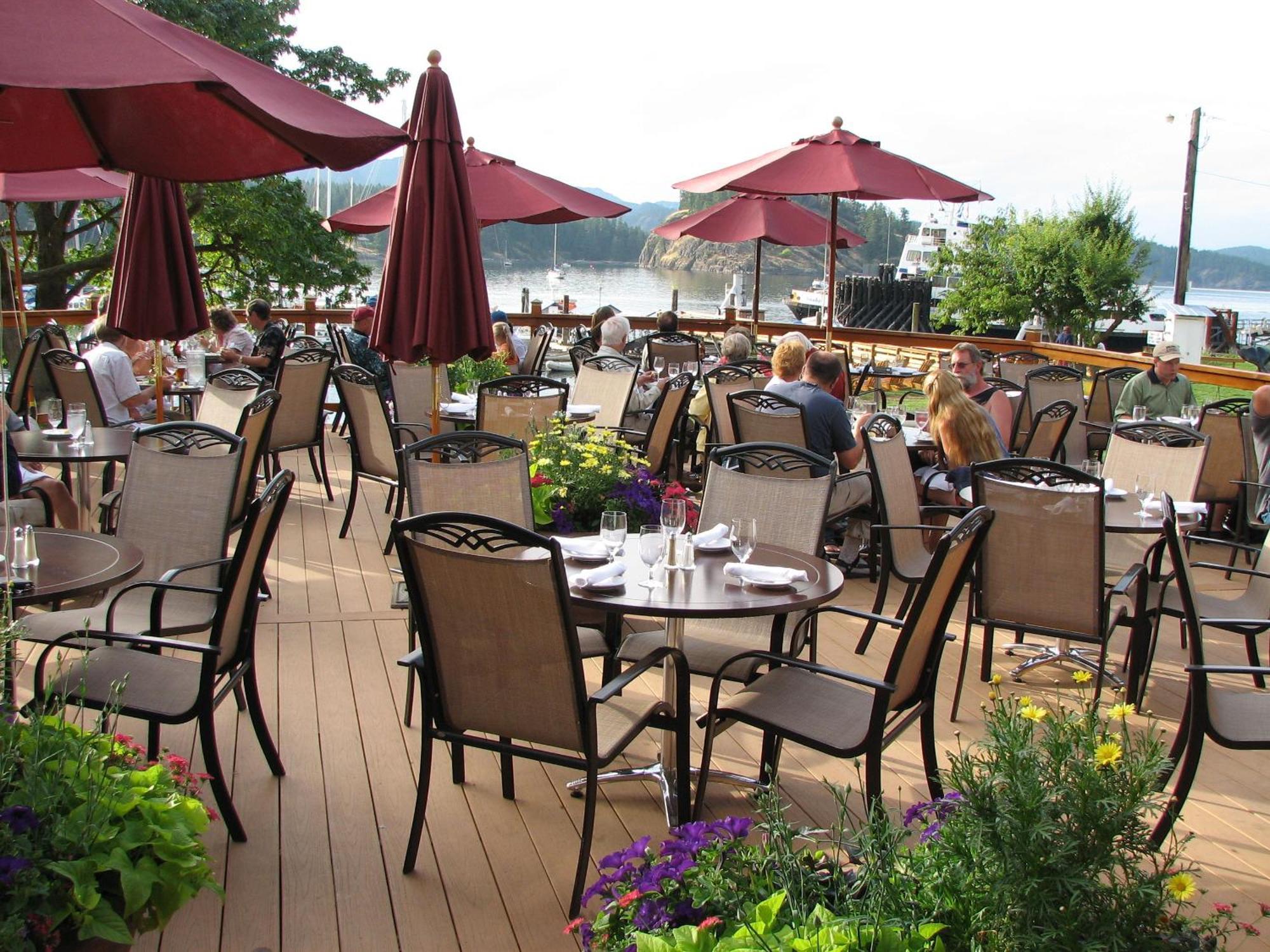 Heriot Bay Inn Ngoại thất bức ảnh